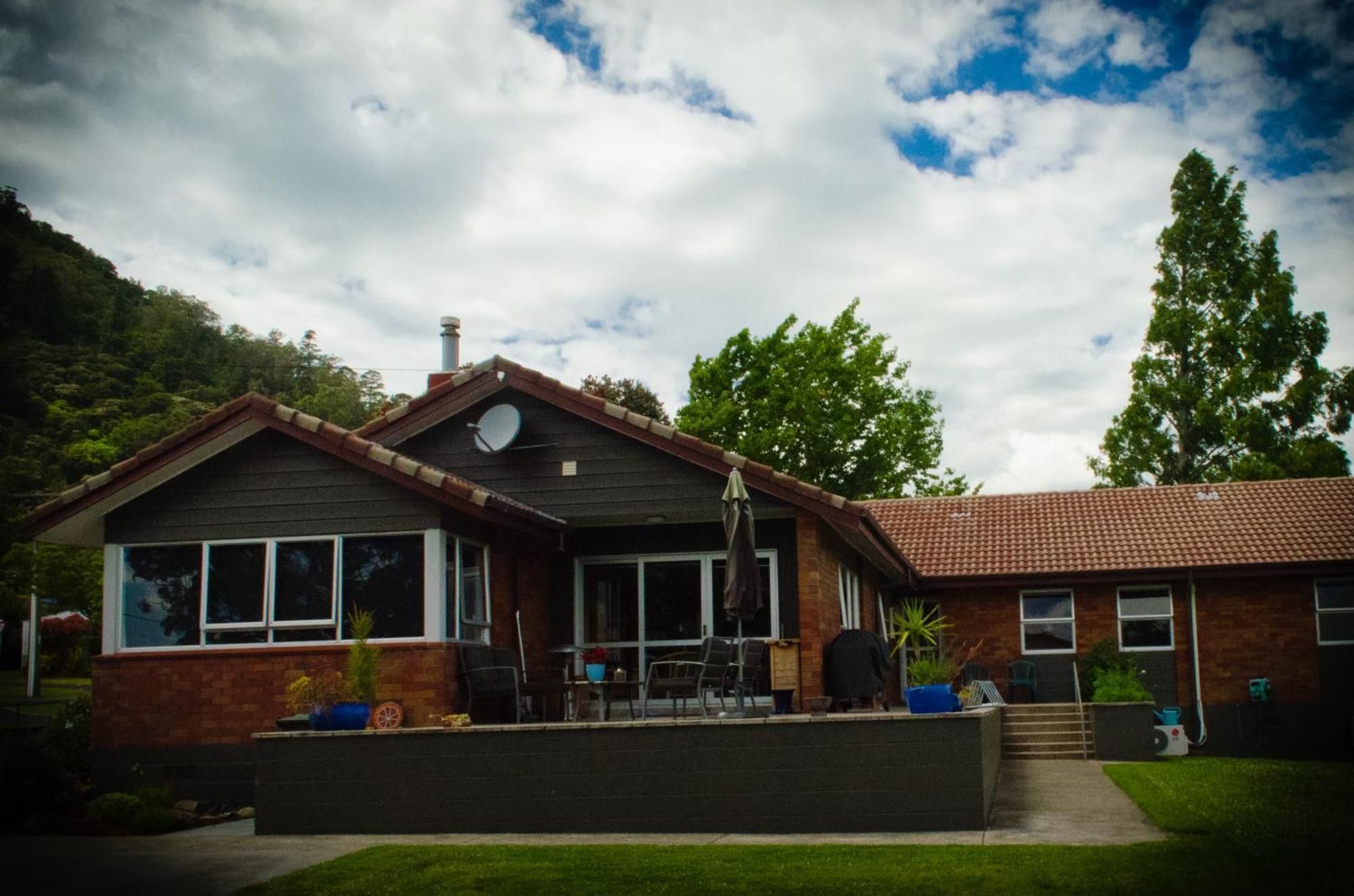 The Nunnery Hotel Te Aroha Exterior foto
