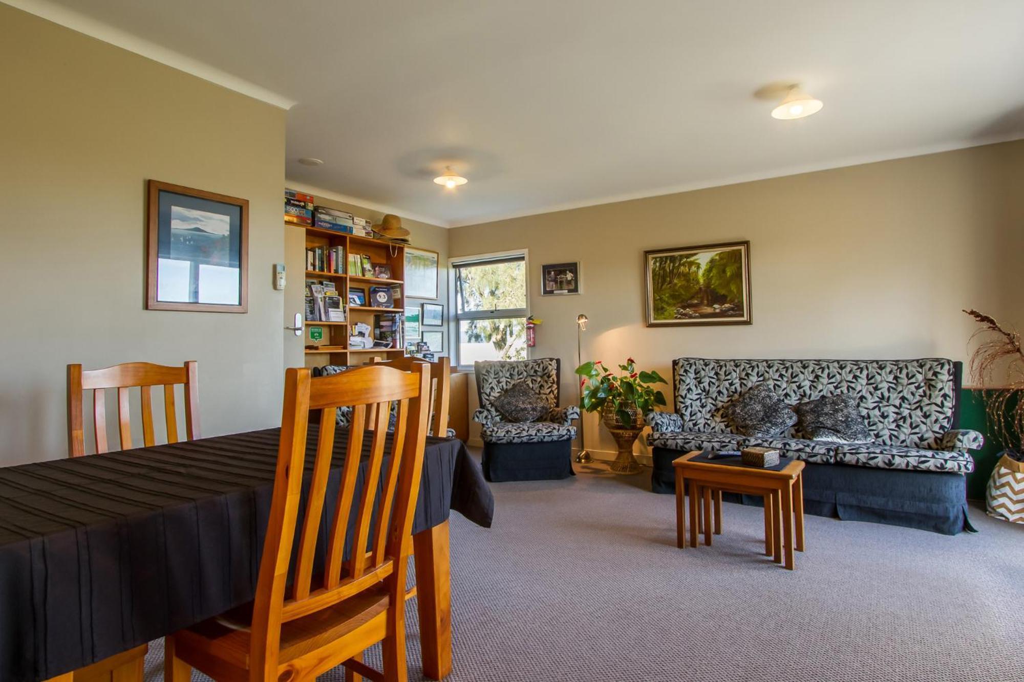 The Nunnery Hotel Te Aroha Exterior foto