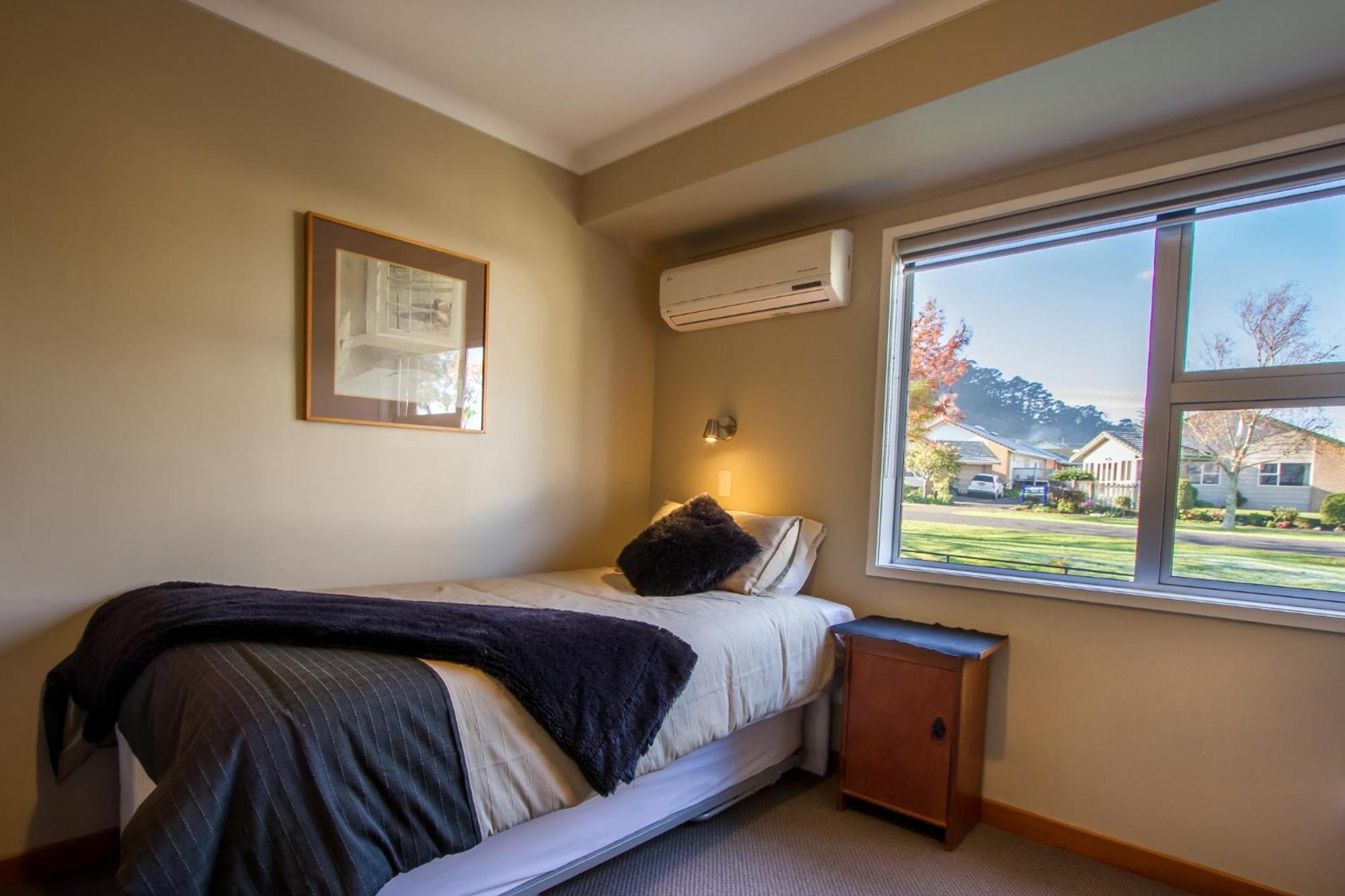 The Nunnery Hotel Te Aroha Exterior foto