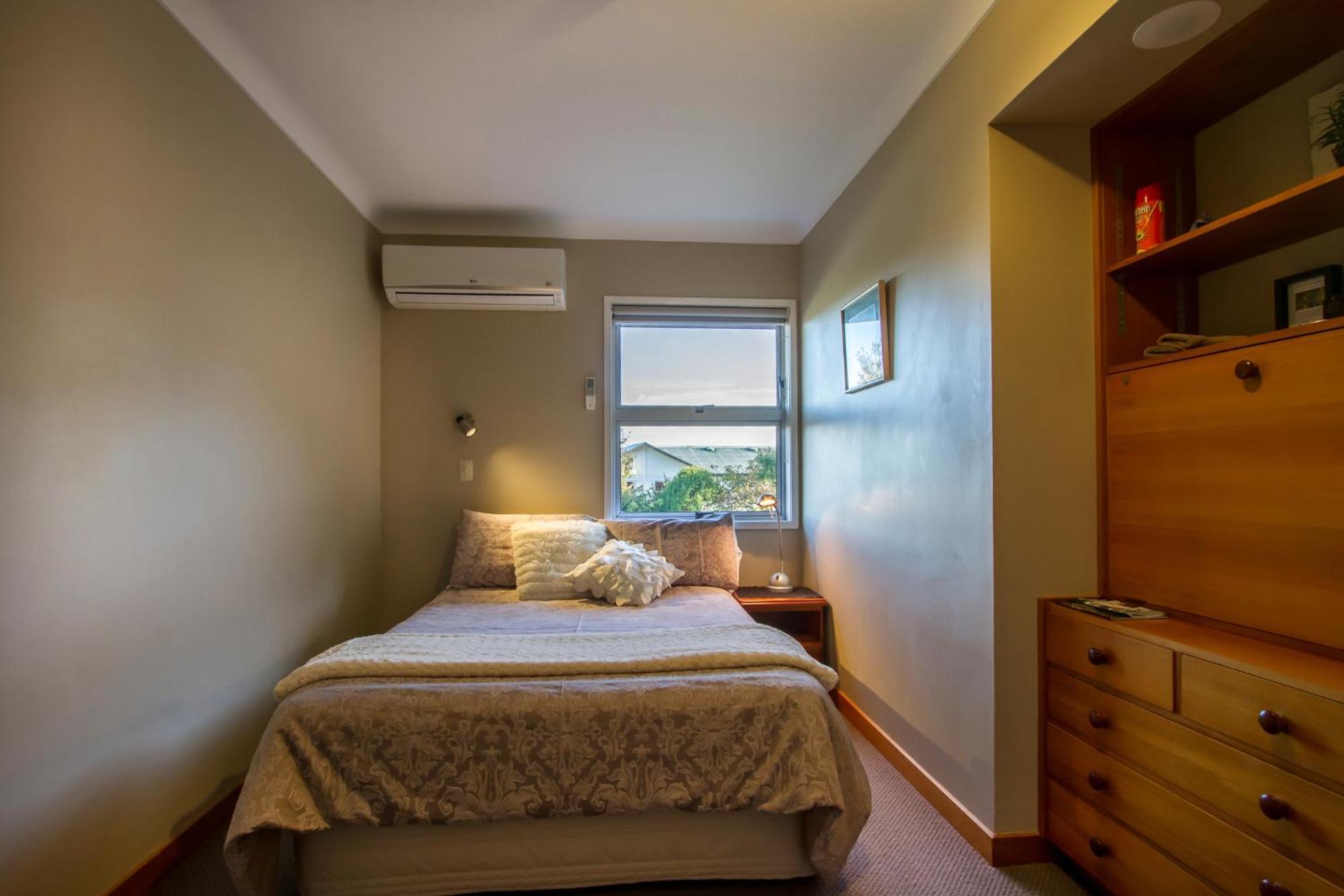 The Nunnery Hotel Te Aroha Exterior foto