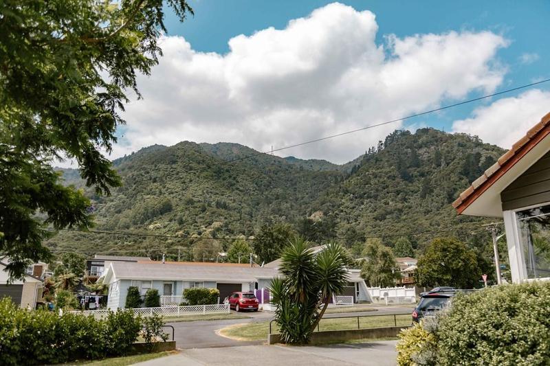 The Nunnery Hotel Te Aroha Exterior foto